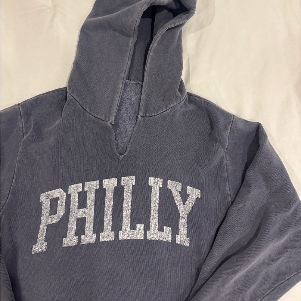 Brandy Melville Cropped Philly/Philadelphia Hoodie/Sweatshirt